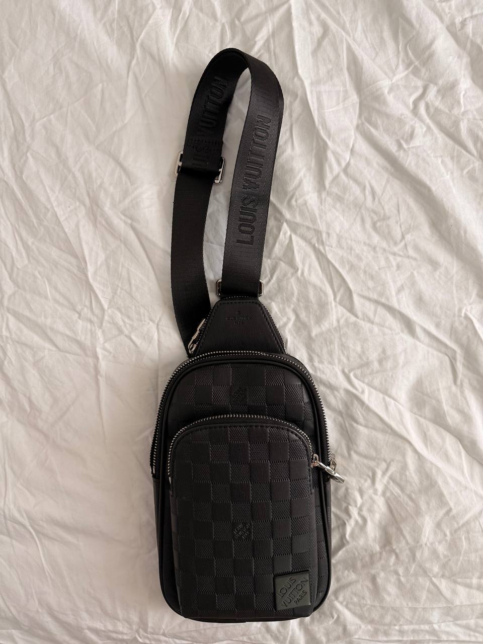 Продаю стильную мужскую сумку-слинг (Louis Vuitton style) (Реплика)